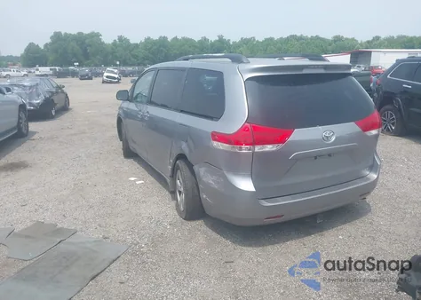 2011 Toyota Sienna Le V6 из США, поврежденный, VIN 5TDKK3DC4BS013309